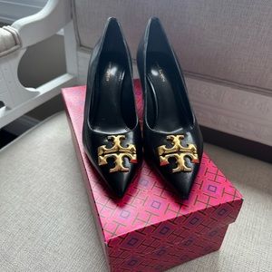 Tory Burch Eleanor Black Pumps size 6.5